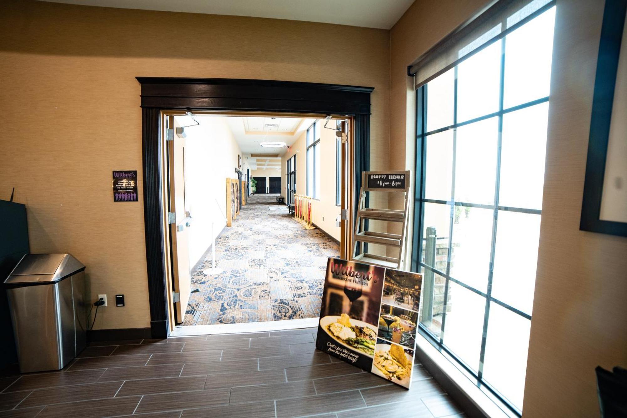 Comfort Suites University Brookings Exteriér fotografie