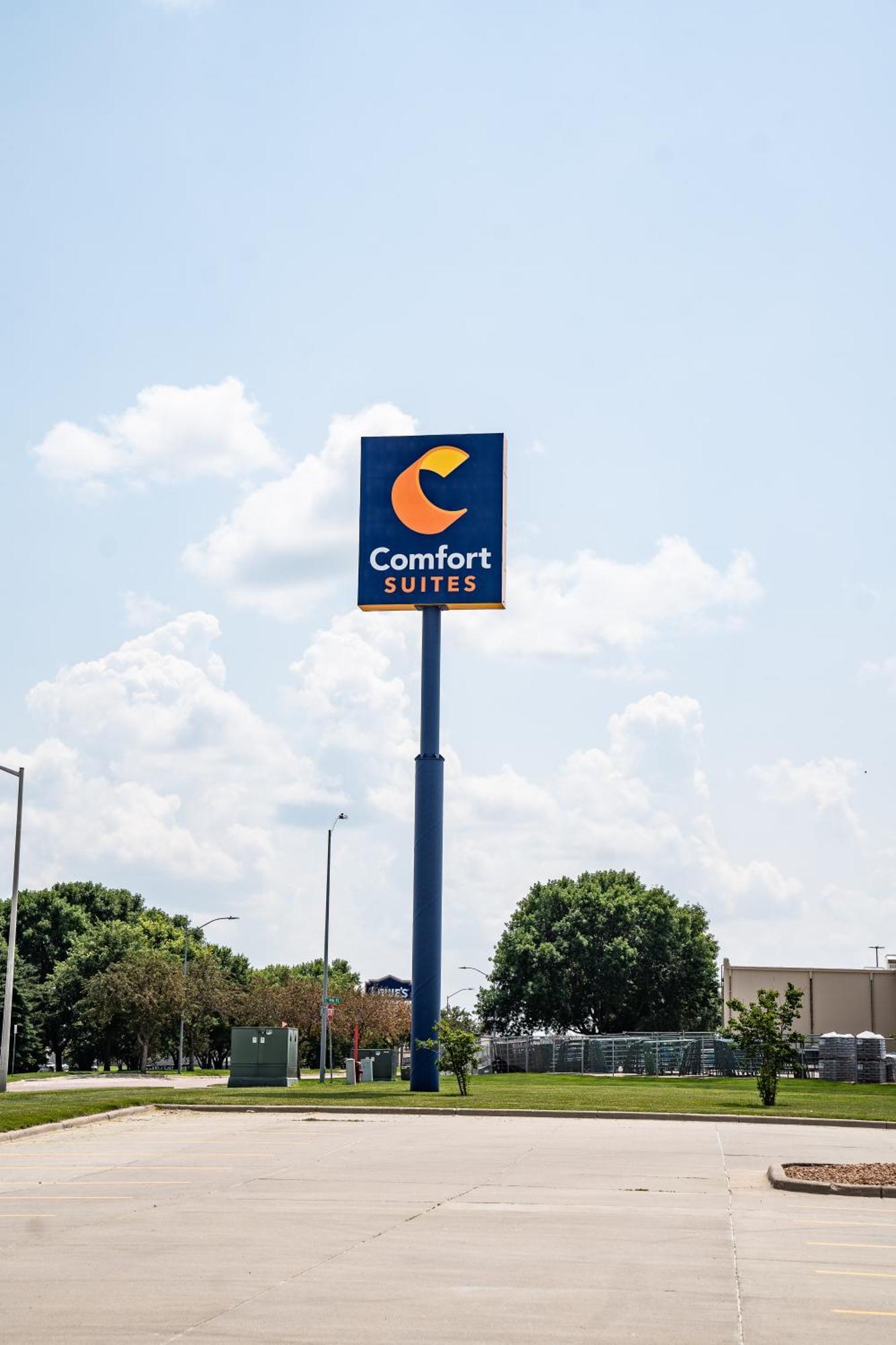 Comfort Suites University Brookings Exteriér fotografie