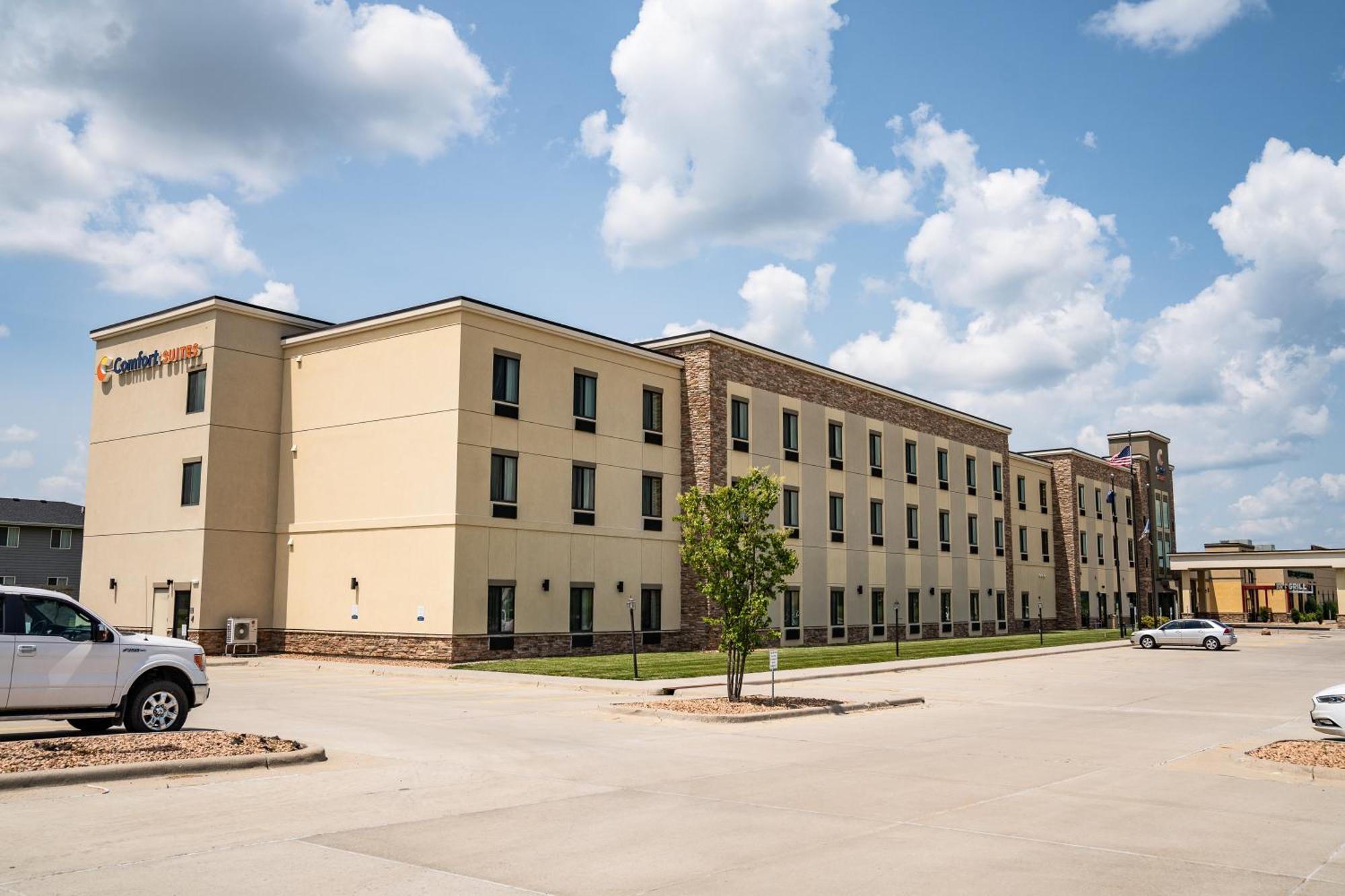 Comfort Suites University Brookings Exteriér fotografie